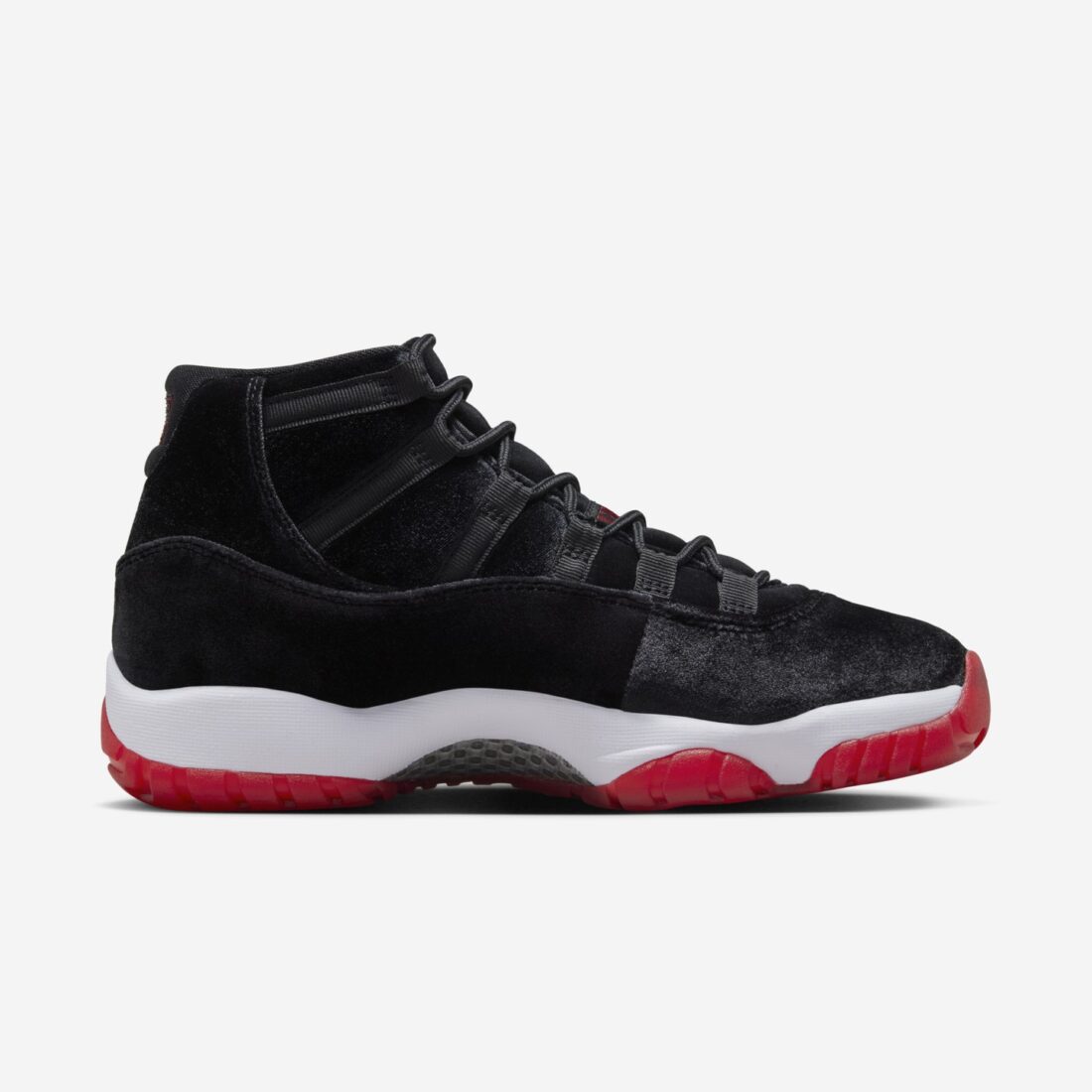 air-jordan-11-bred-velvet-db5457-061-05-1100x1100