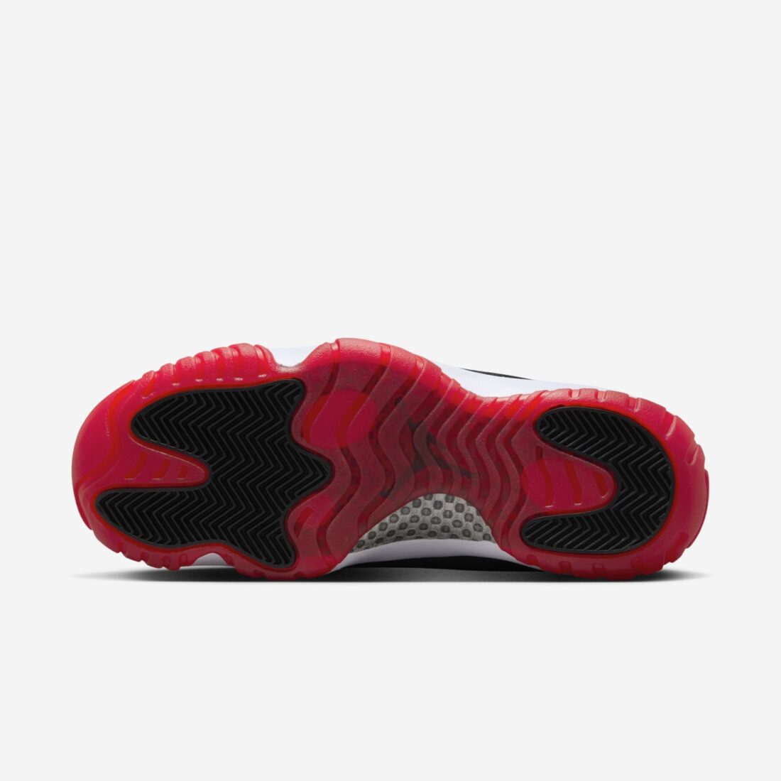 air-jordan-11-bred-velvet-db5457-061-06-1100x1100