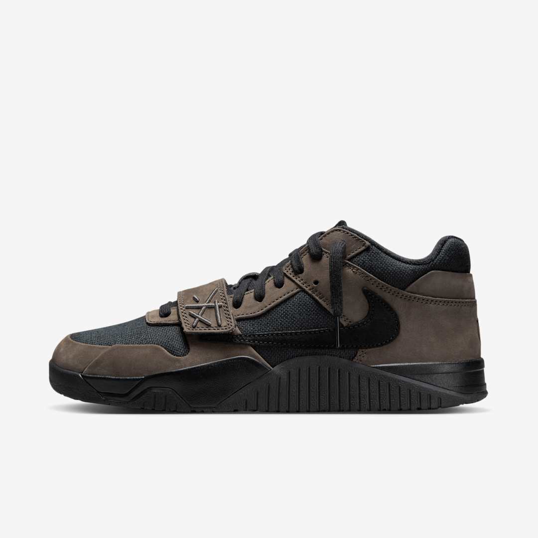 travis-scott-jordan-jumpman-jack-dark-mocha-fz8117-204-02