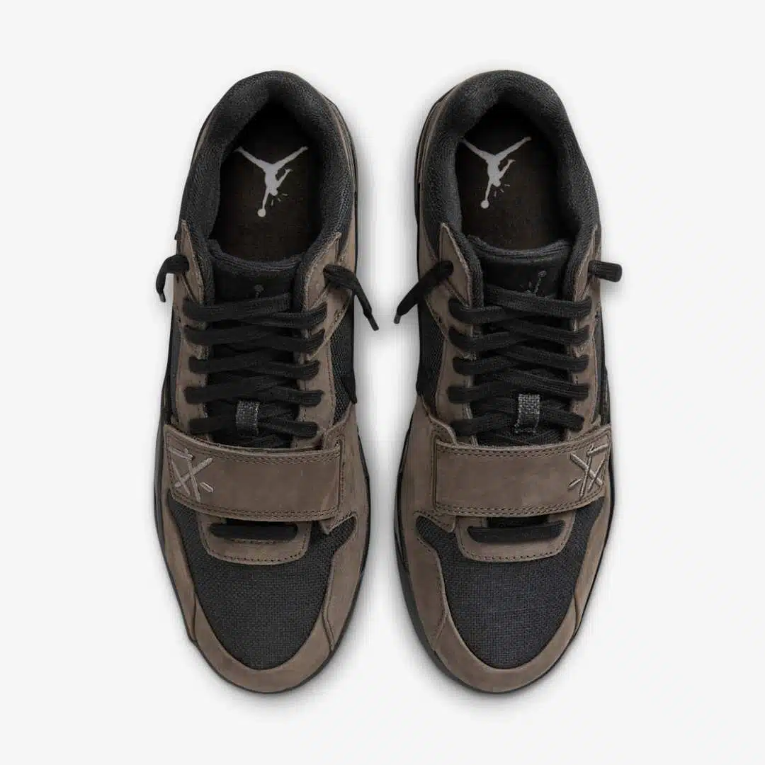 travis-scott-jordan-jumpman-jack-dark-mocha-fz8117-204-04.jpg